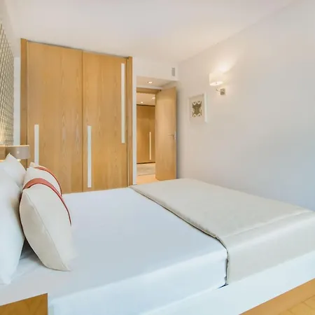 Belém Deluxe Apartamento *